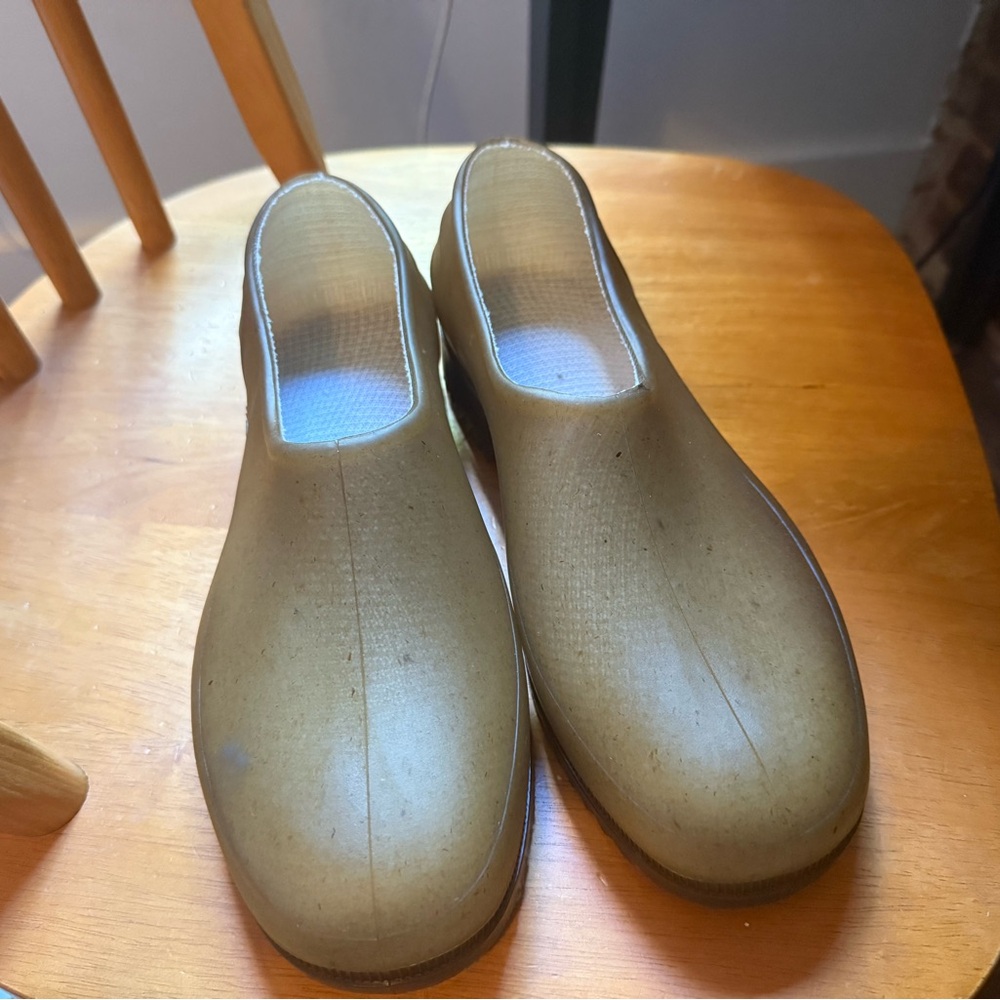 Gardenheir Clogs